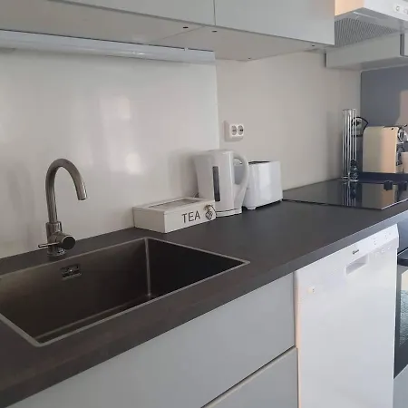 Remarkable 2-bed Ap Next To Central Station