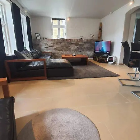 Daire Remarkable 2-bed Ap Next To Central Station *